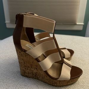 Steve Madden size 8.5 wedges